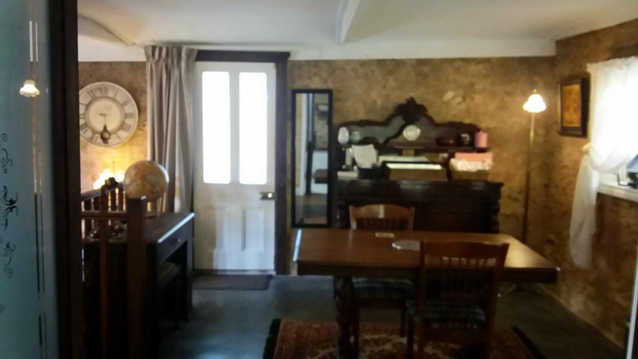 A La Folly Too The Old Workshop Bed & Breakfast Murray Bridge Exterior photo